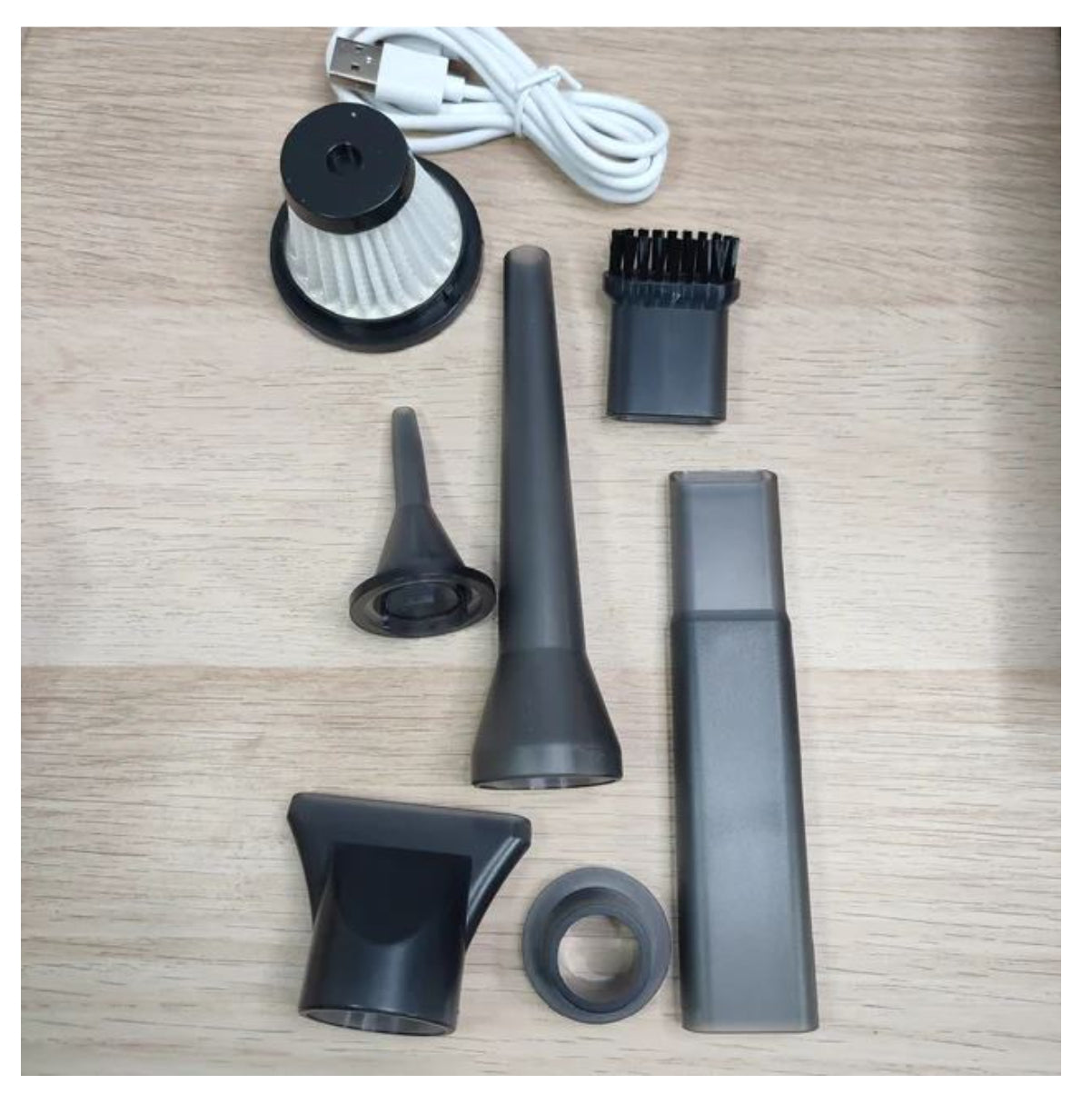 Aspiradora Portátil 7 en 1 para Hogar y Carro